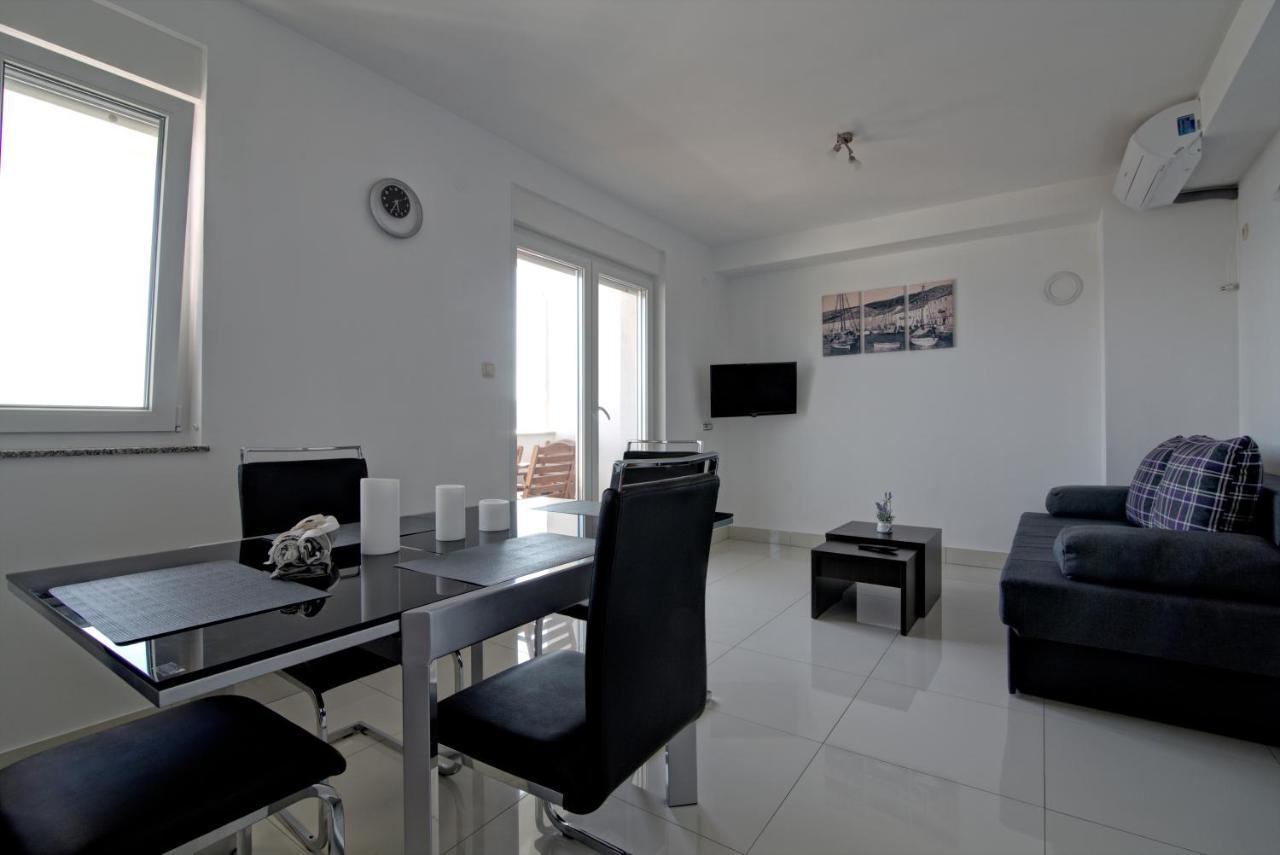 Apartments Maris Senj 2 المظهر الخارجي الصورة