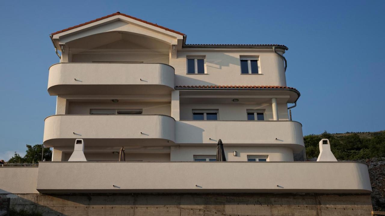 Apartments Maris Senj 2 المظهر الخارجي الصورة