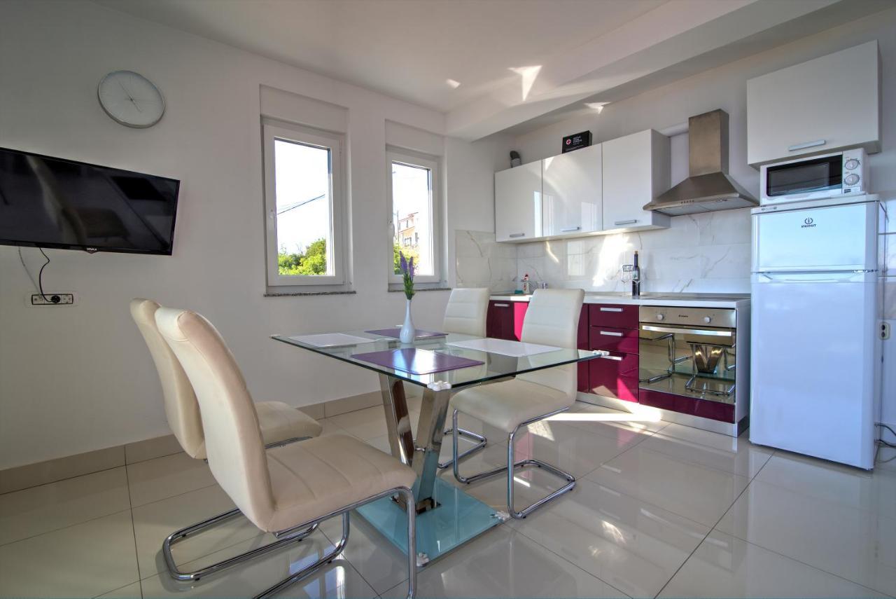 Apartments Maris Senj 2 المظهر الخارجي الصورة